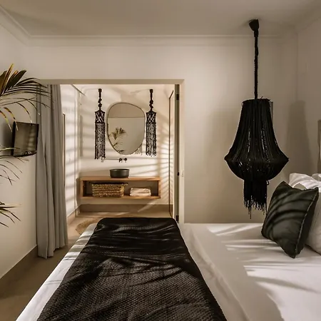 Sunvillage Boutique And Malia