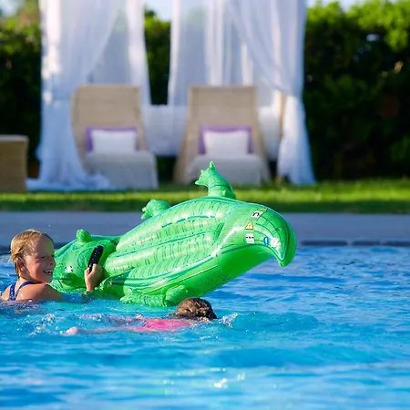 Hotel Sunvillage Boutique And 3*